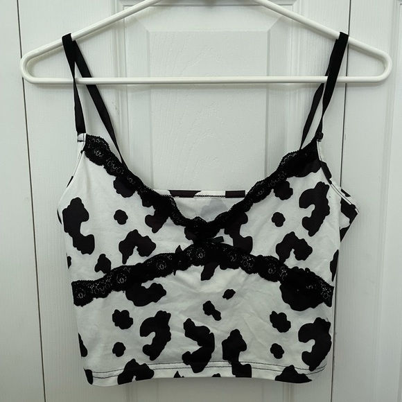 cow print tank with black lace and bow - Picture 2 of 4